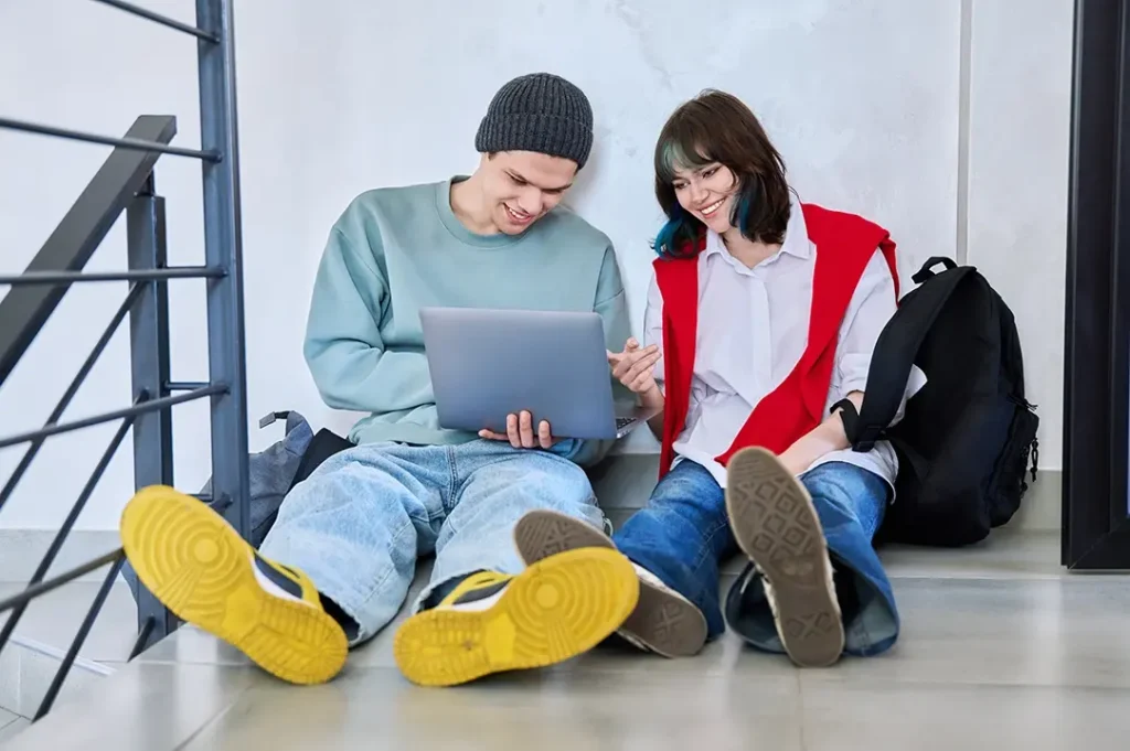 Si no fuiste seleccionado en la UNAM, mantén una actitud positiva. Hay más oportunidades educativas sin examen de admisión.