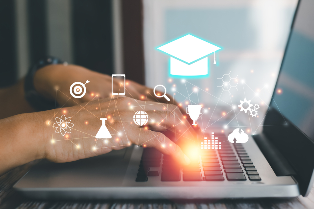 Las claves para cursar exitosamente tu carrera en línea son la constancia y la planificación.