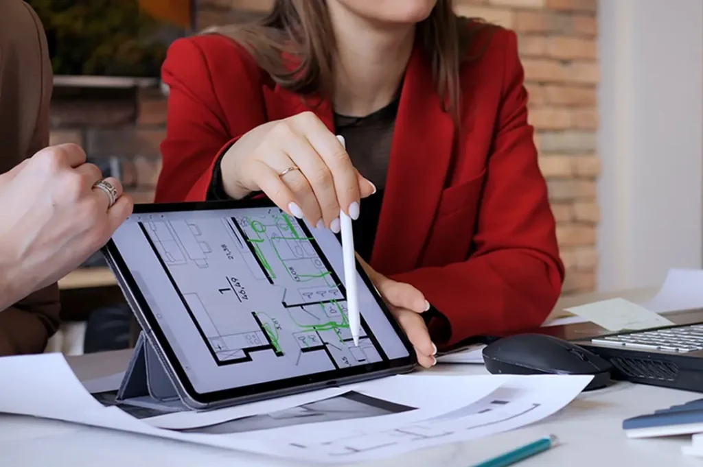 Los arquitectos profesionales hacen y tienen diversas funciones.
