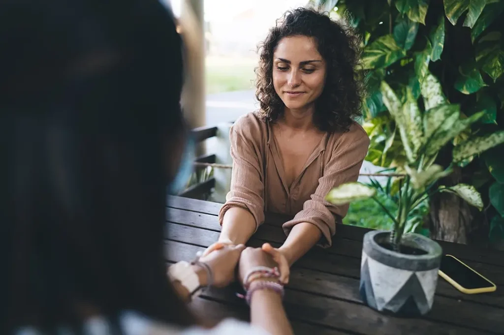 El coach de vida es responsable de mantener estándares éticos con su cliente.