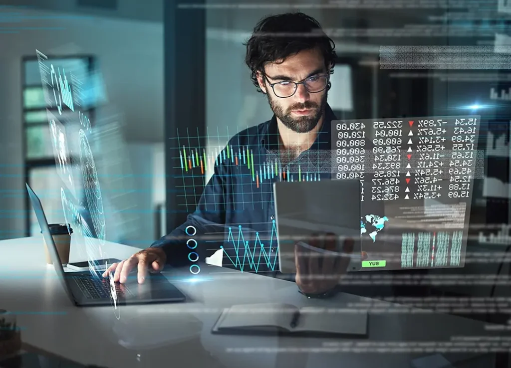 La educación virtual tiene como objetivo adaptarse a los hábitos del estudiante.