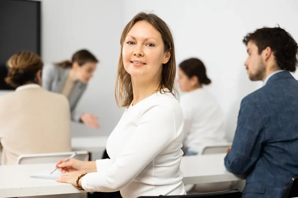 Los doctorados cortos son para los profesionales que buscan equilibrar sus estudios y trabajo