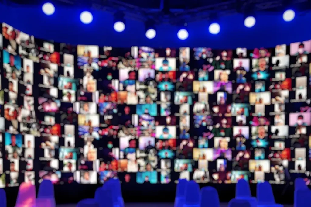 LCDLFM 2 ha integrado elementos sociales y psicológicos en su contenido.