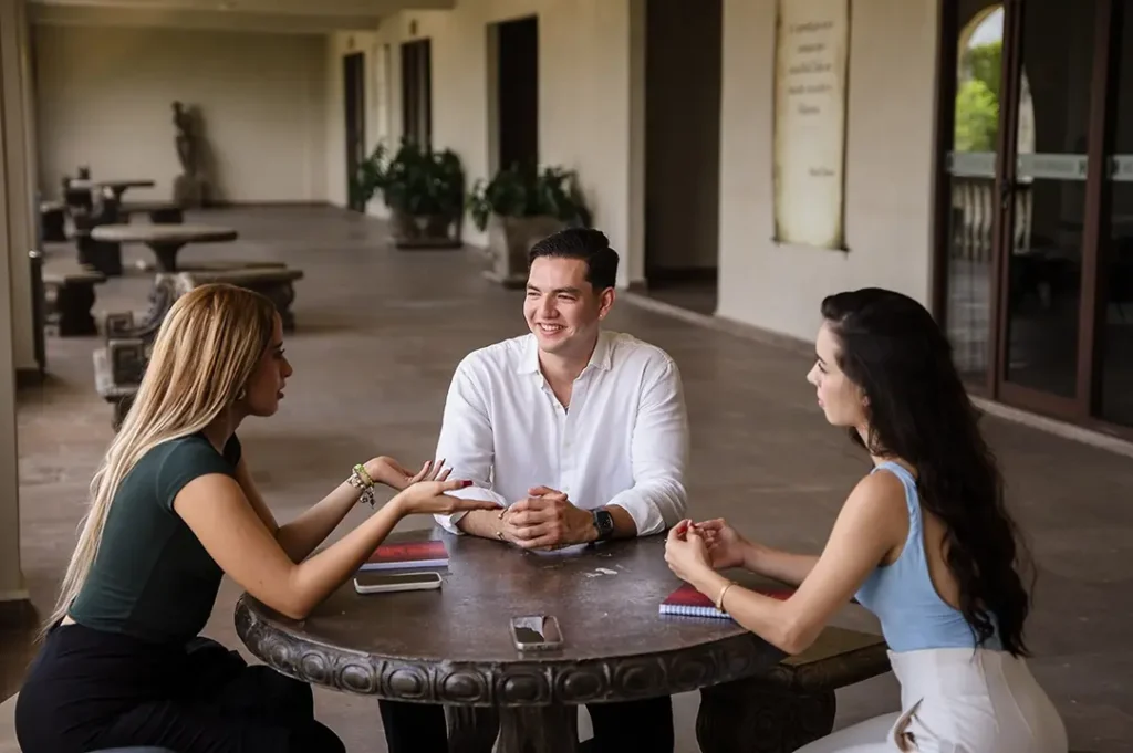 Una opción que debes considerar: Universidad Humanitas, forma parte de su comunidad