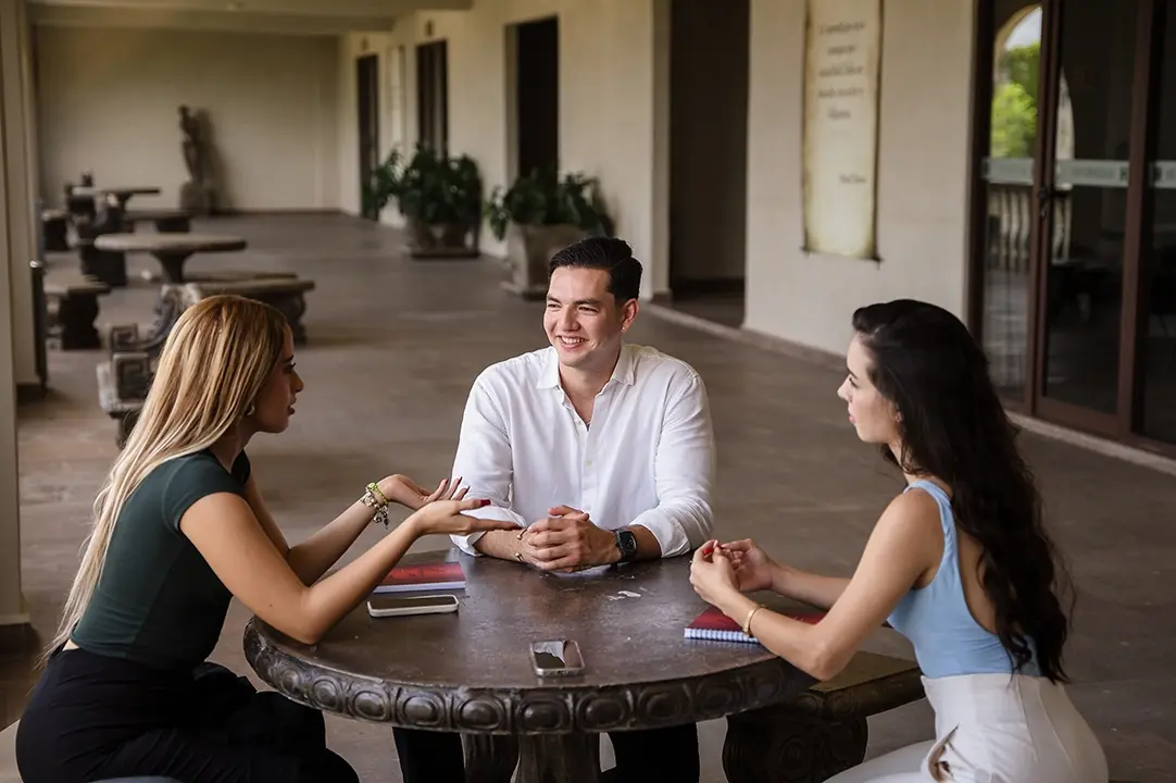 Una opción que debes considerar: Universidad Humanitas, forma parte de su comunidad