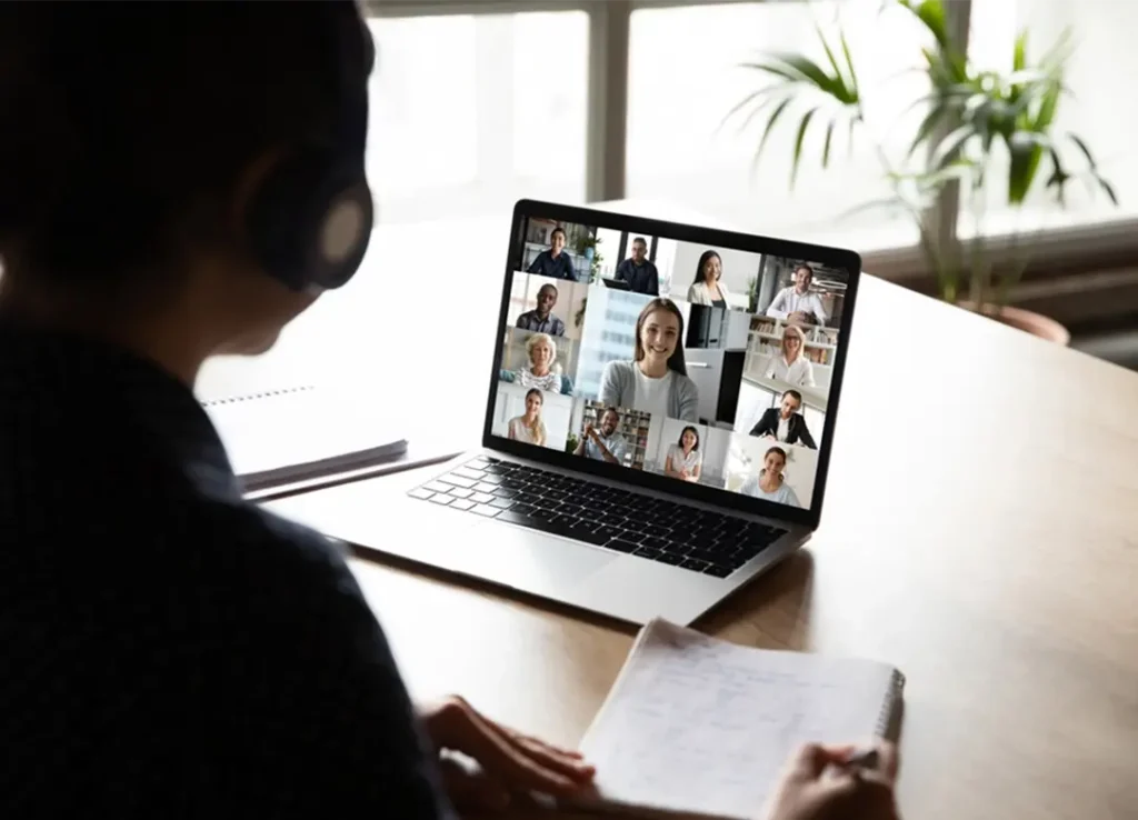 Las metodologías de aprendizaje en línea como B-learning y otras fomentan habilidades técnicas