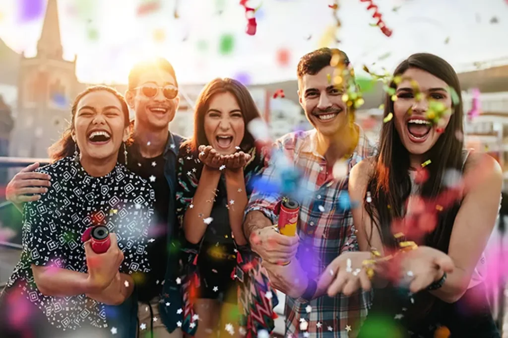 Cómo ser feliz en la vida: conoce las 12 pelotas de la felicidad