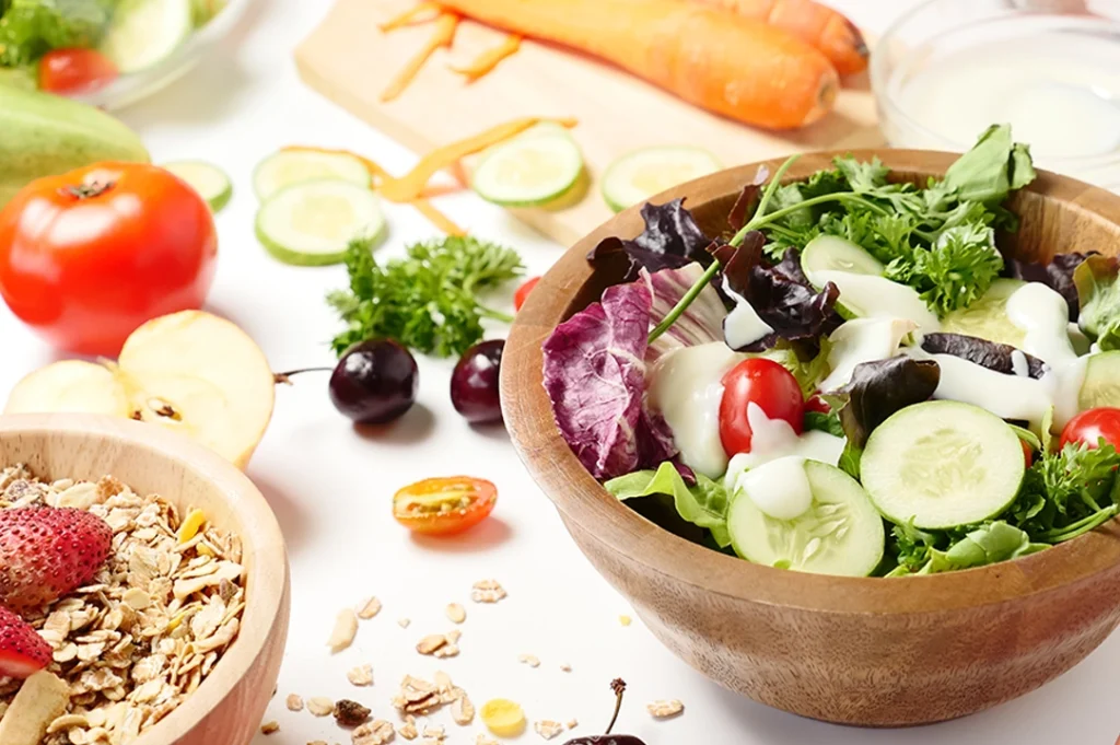 Elige tus snacks como verduras y frutas para que tengas energía en tus clases.