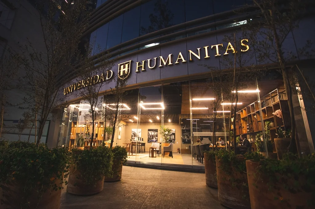 Si vives en Guadalajara y quieres estudiar la universidad, Humanitas es la opción.