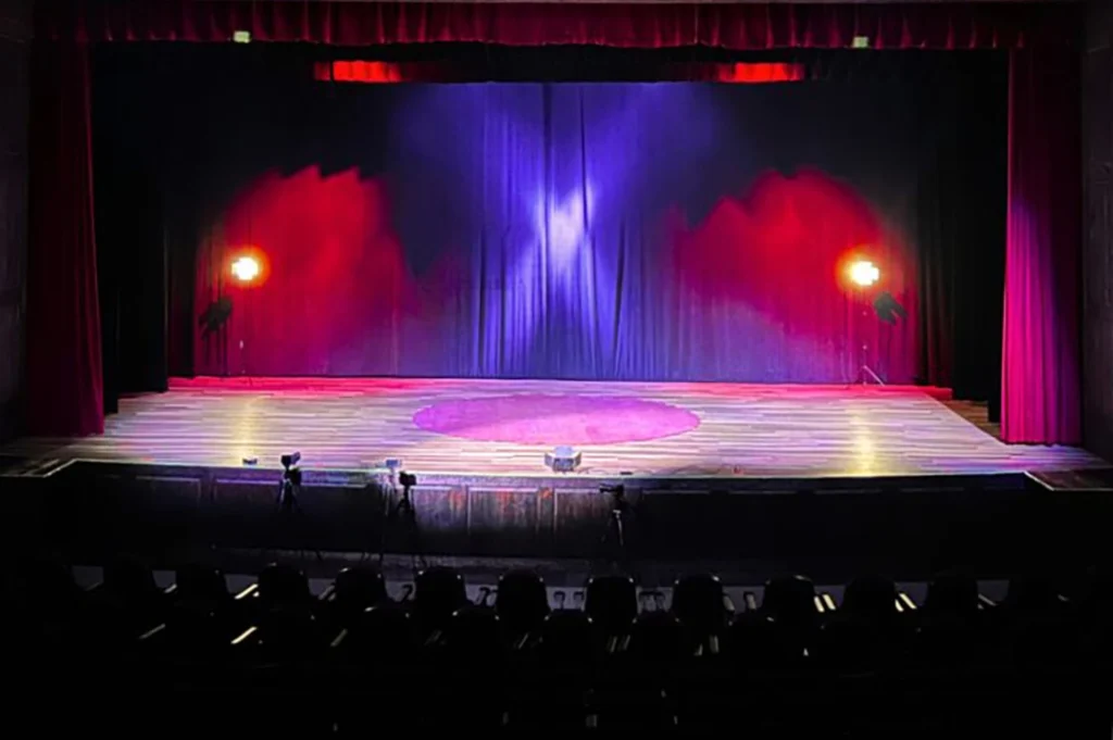 En el teatro del Campus Magno Presa Madín se han realizado presentaciones profesionales.