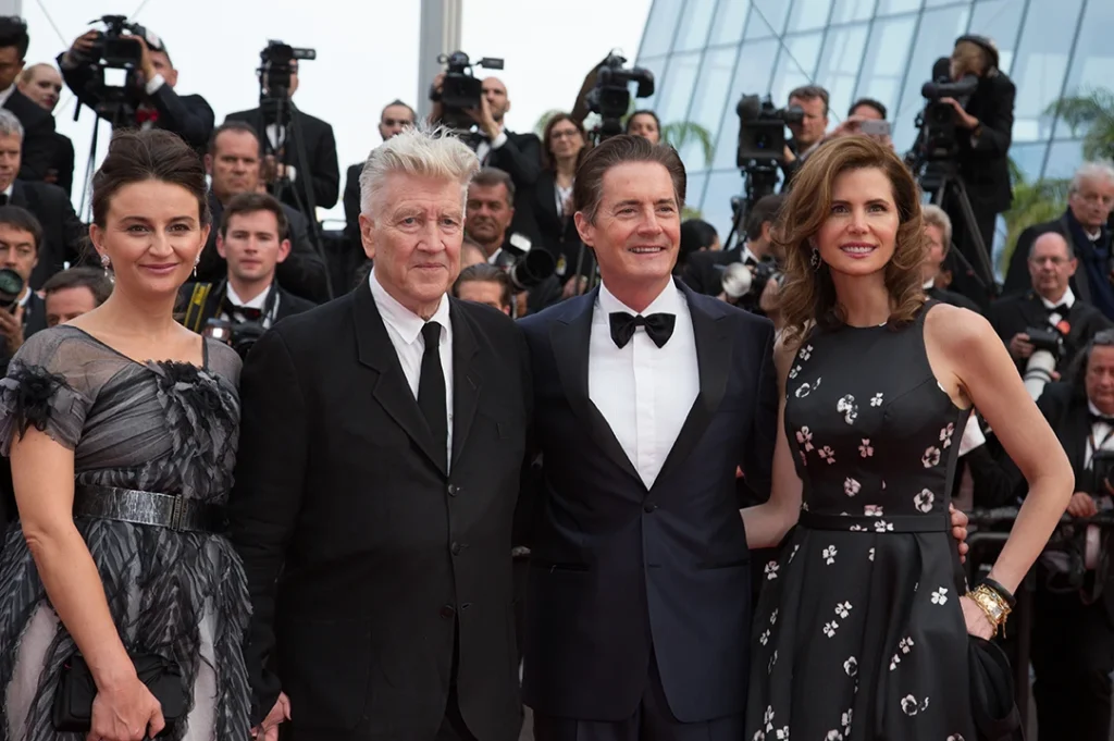 En Cannes, finalmente fue reconocido como Mejor Director. Fiel a sí mismo y a su narrativa, deja un gran legado a sus seguidores.