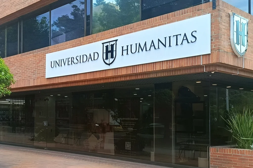 La Universidad Humanitas, con sede principal en México, ha ampliado su alcance educativo a través de su innovador Campus Virtual, con una oficina de atención en Colombia.