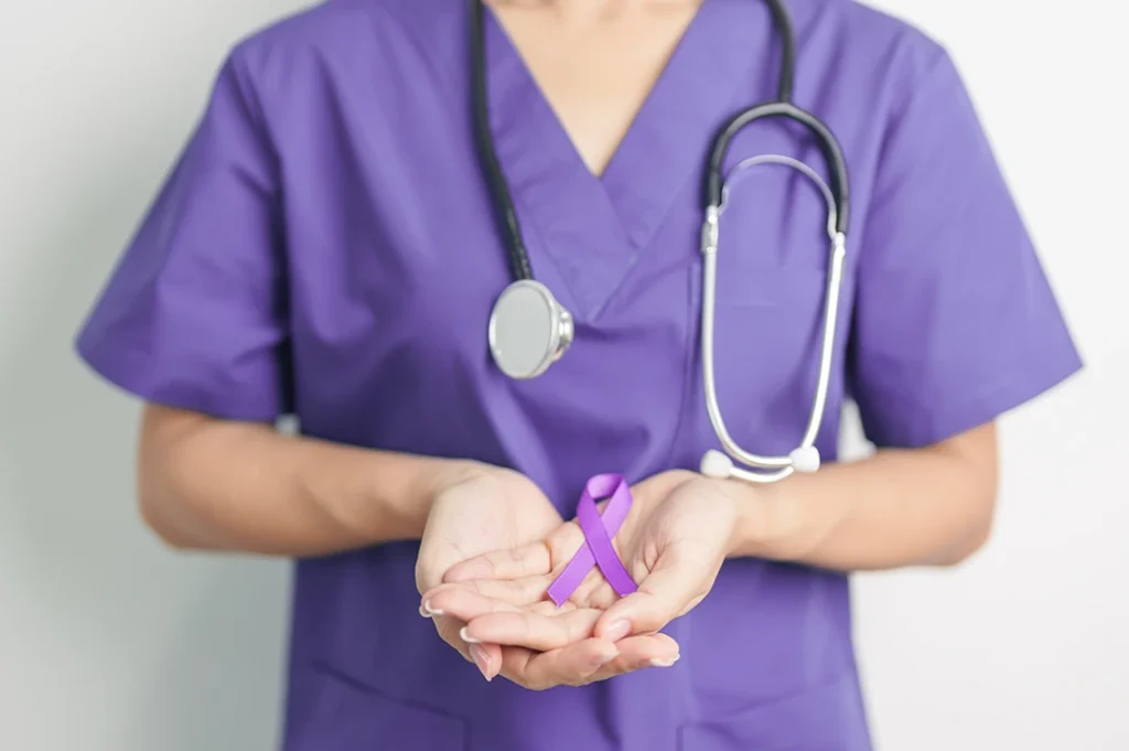 Los tipos de epilepsia son dos principales: focales y generalizados.