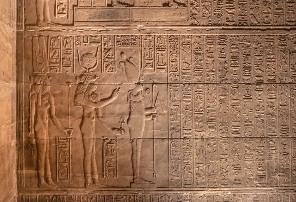 Algunas pistas indican que los restos de Cleopatra se encuentran en un templo dedicado a la diosa Isis.