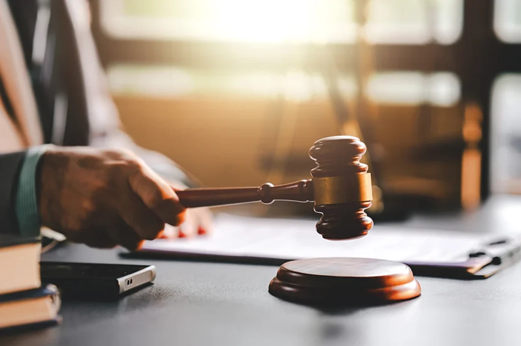 Según la ley federal de procedimiento contencioso administrativo, esta es una vía legal de impugnación.
