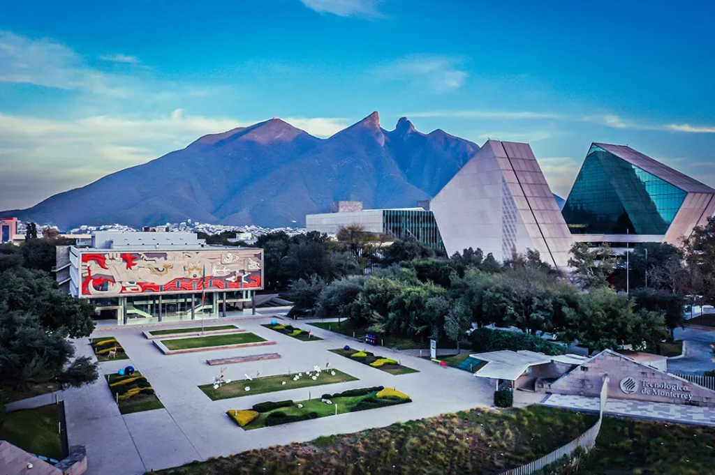 Las universidades privadas en Monterrey se han consolidado como espacios donde convergen talento, tecnología y visión de futuro.