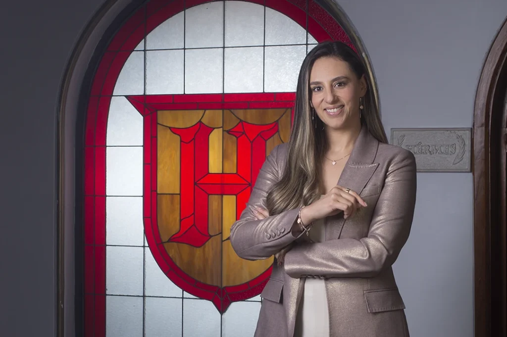 Karina Ilse Marín Kado es una de las egresadas ejemplares de Universidad Humanitas.