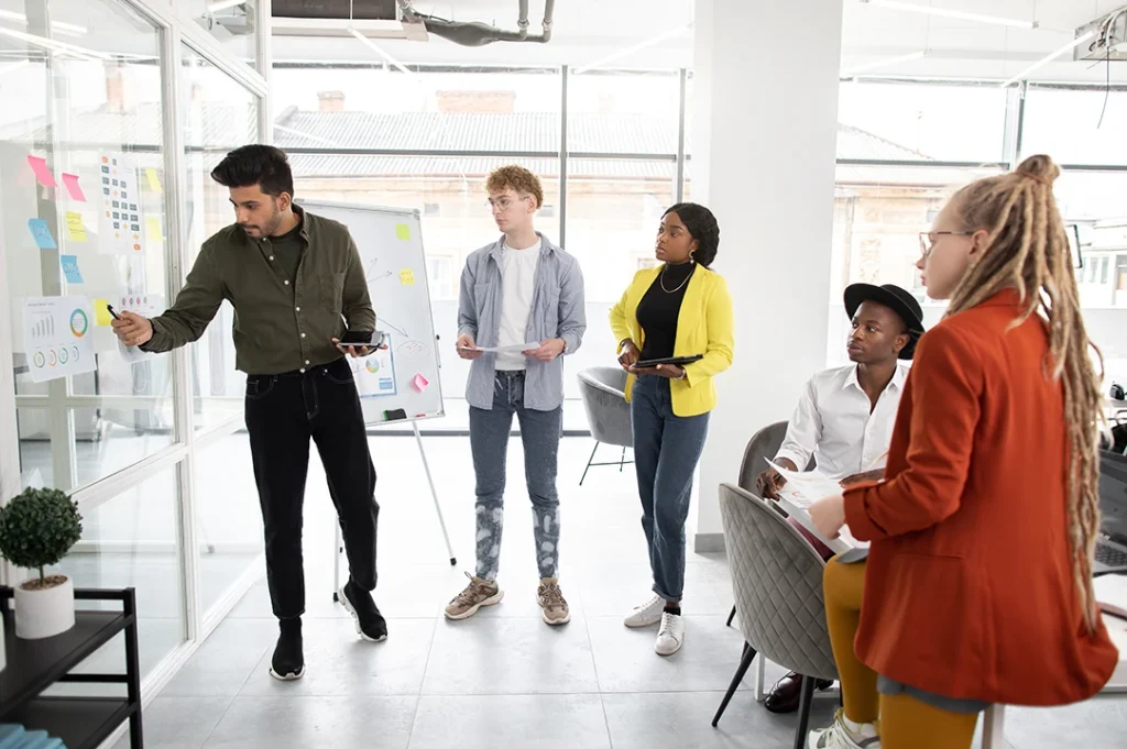 Para considerar un posgrado, es mejor contar con experiencia laboral.